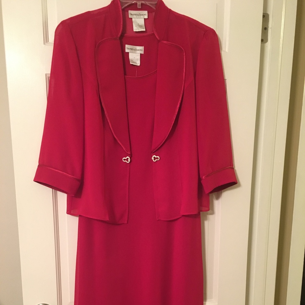 Draper & Damon’s Size 12 Red Holiday Dress & Blazer